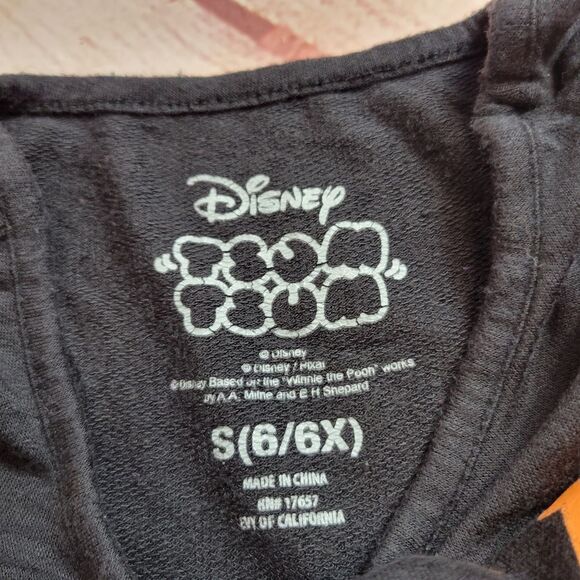 Disney Tsum Tsum Halloween cold shoulder shirt S6/6x - Picture 3 of 3